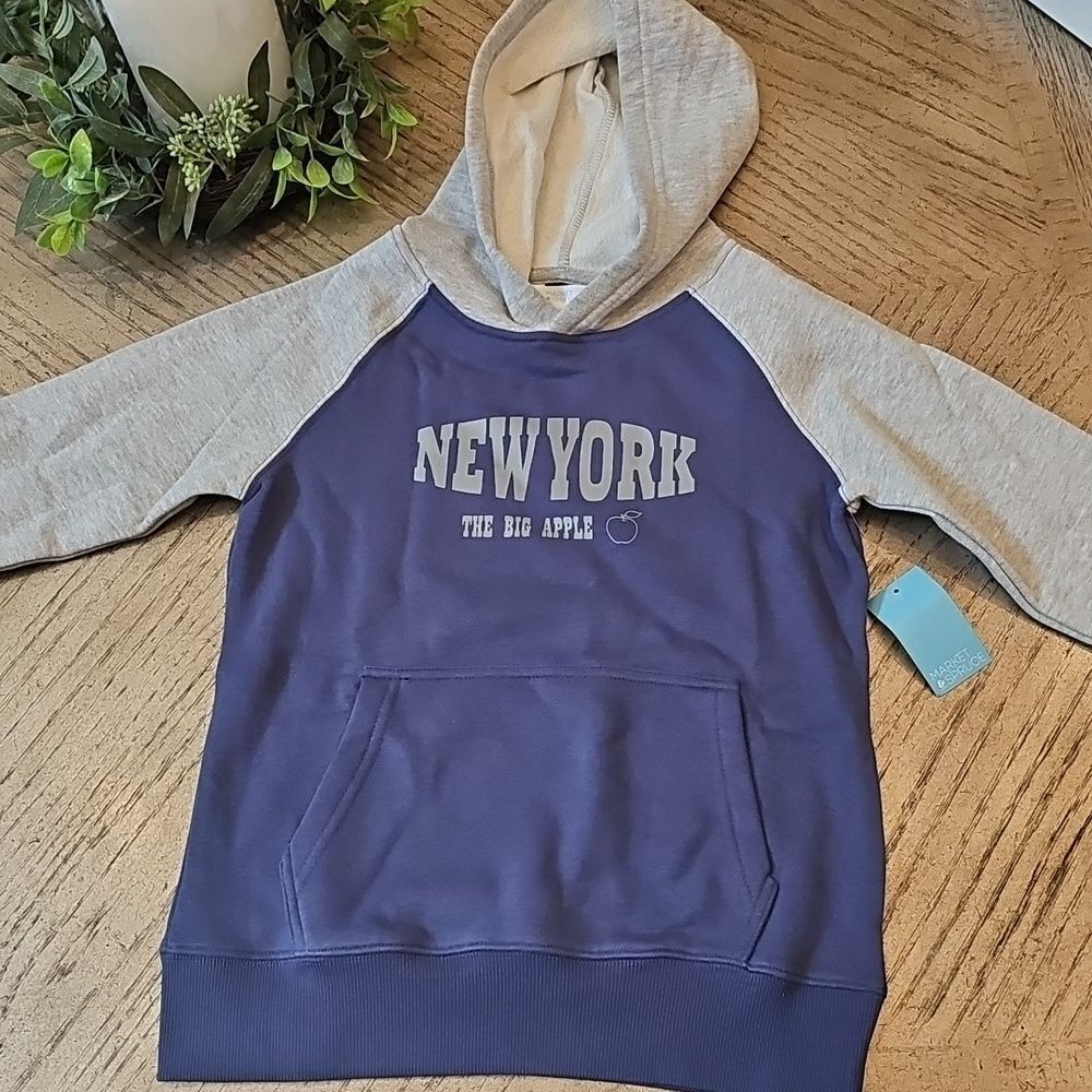 Market & Spruce Gray and Navy New York Big Apple Hoodie Size S NWT